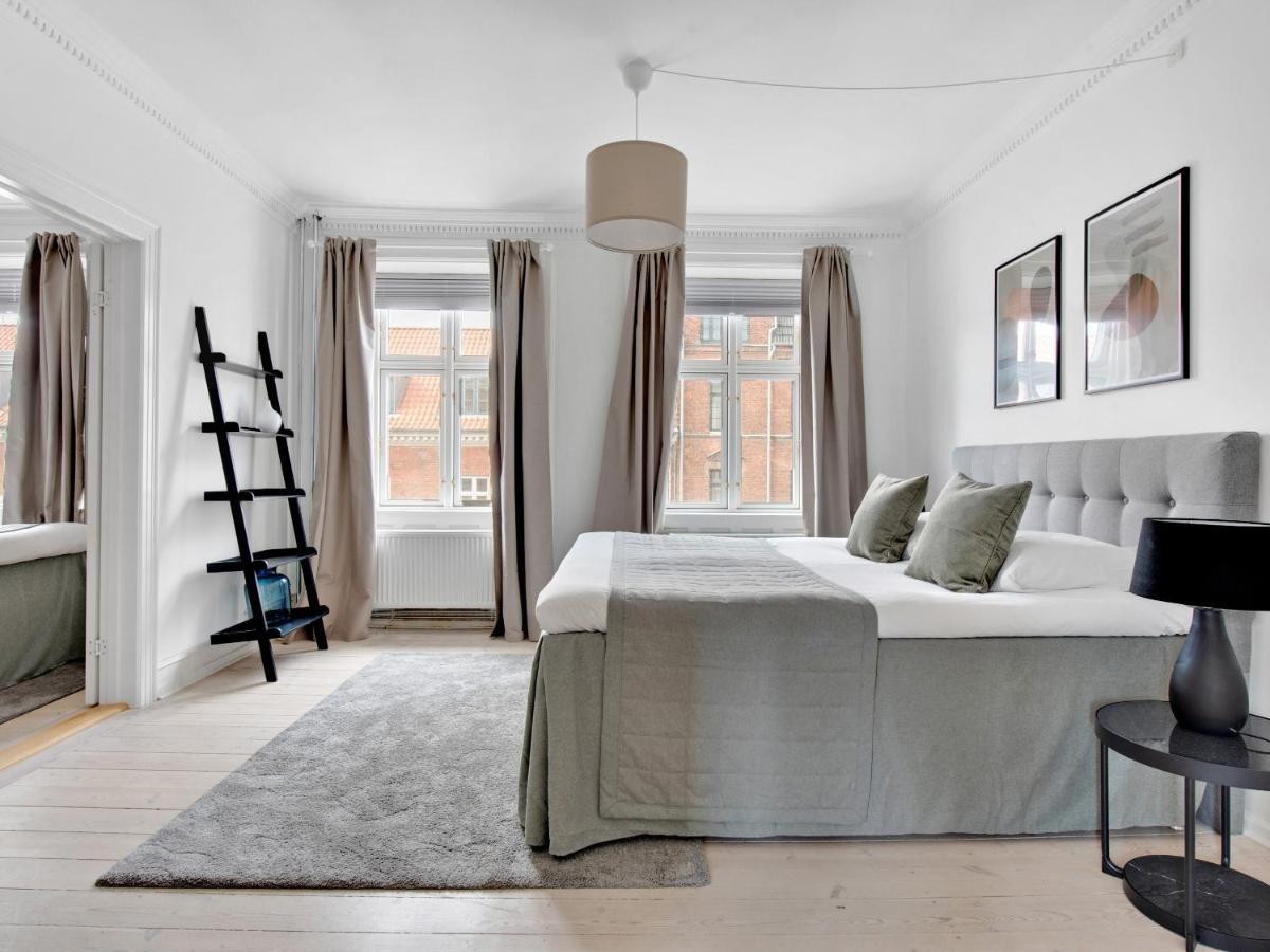 Sanders Stage - Endearing Three-Bedroom Apartment Near Nyhavn Kopenhagen Bagian luar foto